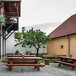 U Kapličky 3* Mala Hrastice